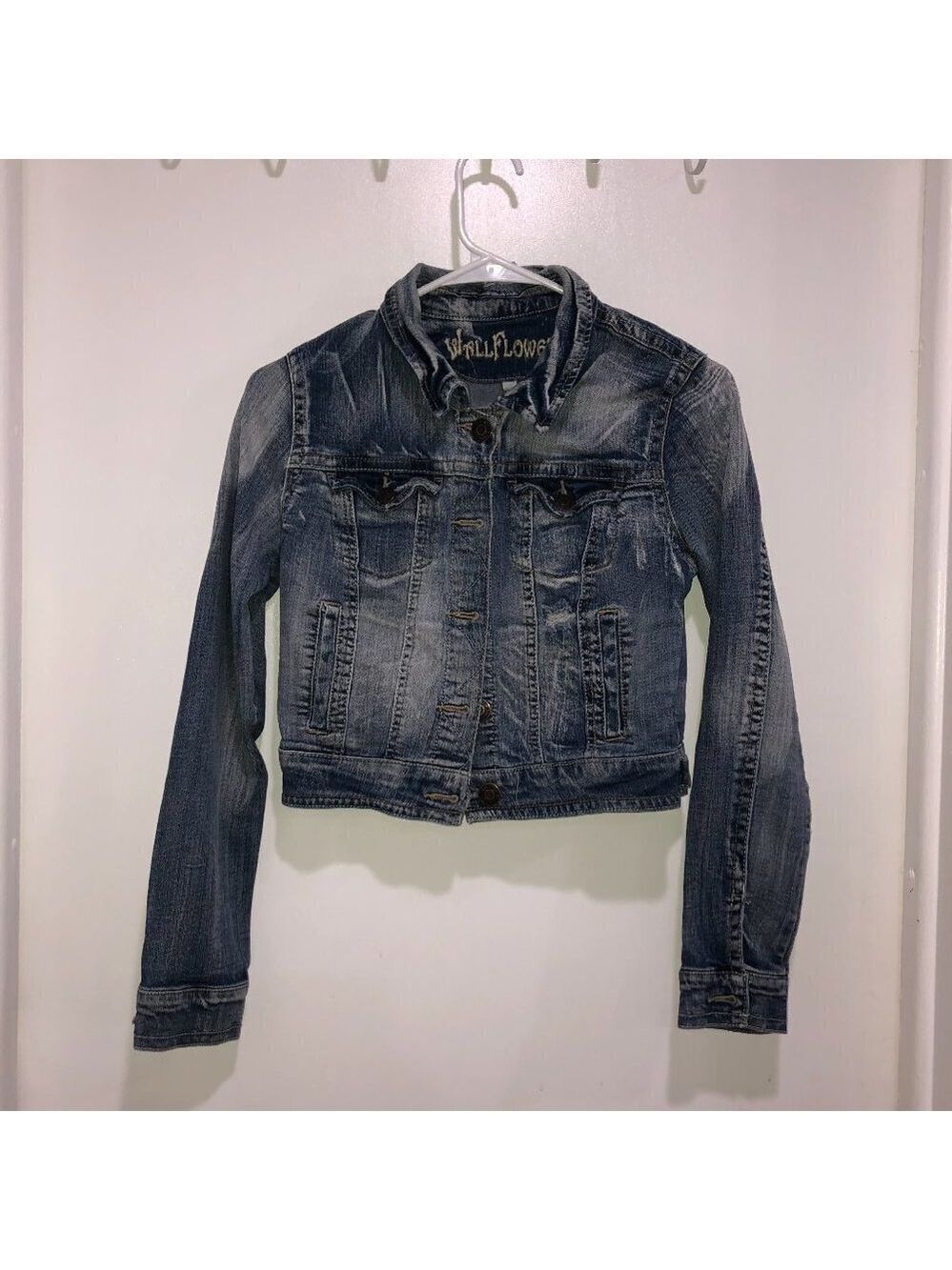 𝅺girl's Wallflower Jean Jacket Size L